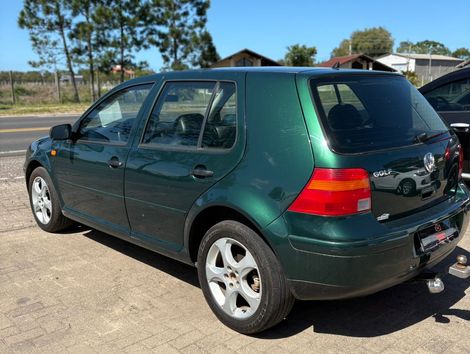 VolksWagen Golf 2.0/ 2.0 Mi Flex Comfortline Aut.