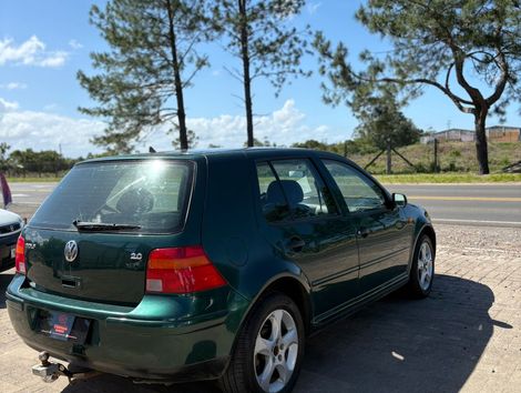 VolksWagen Golf 2.0/ 2.0 Mi Flex Comfortline Aut.