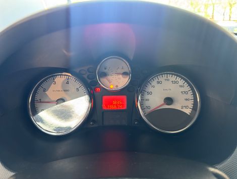 Peugeot 207 XR 1.4 Flex 8V 5p