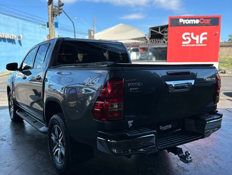 Toyota Hilux CD SR 4x4 2.8 TDI Diesel Aut.