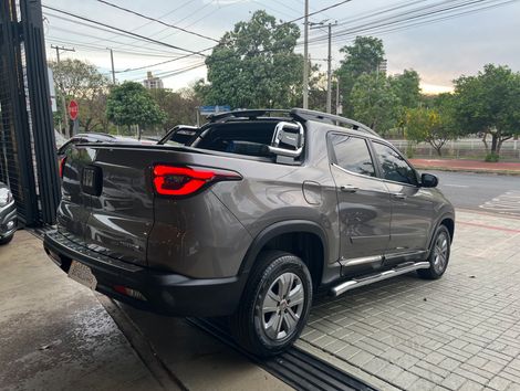 Fiat Toro Freedom 1.8 16V Flex Aut.