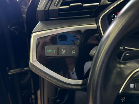 Audi Q3 Prest. 1.4 TFSI Flex/Prest. S-tronic