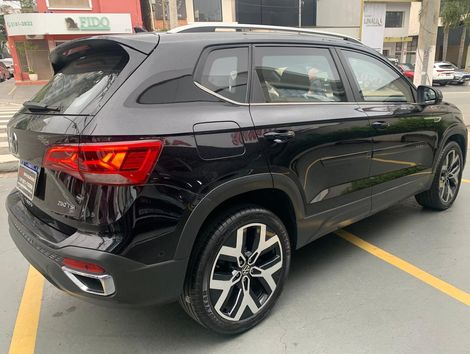 VolksWagen TAOS Highline 1.4 250 TSI Flex Aut.