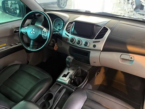 Mitsubishi L200 T.OUTDOOR 3.2 CD TB Int. Dies. Aut.