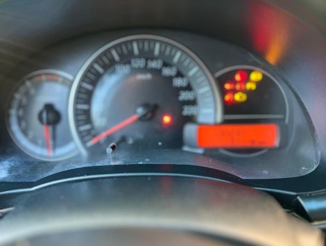 Nissan MARCH 1.0 12V Flex 5p