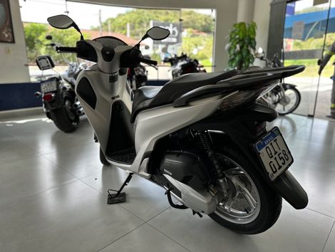 HONDA SH 150i/DLX