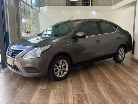 Nissan VERSA SV 1.6 16V FlexStart 4p Aut.
