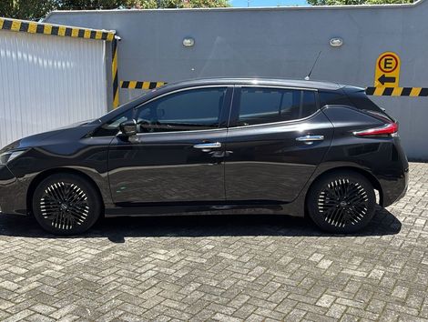 Nissan LEAF Aut. (Elétrico)