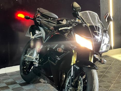 HONDA CBR 600 RR