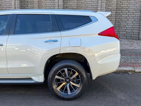 Mitsubishi Pajero Sport HPE 2.4 4x4 Diesel Aut.