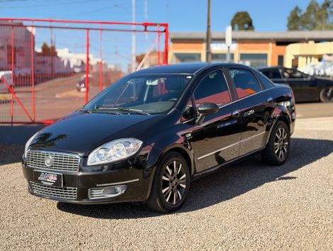 Fiat LINEA ESSENCE Dualogic 1.8 Flex 16V 4p