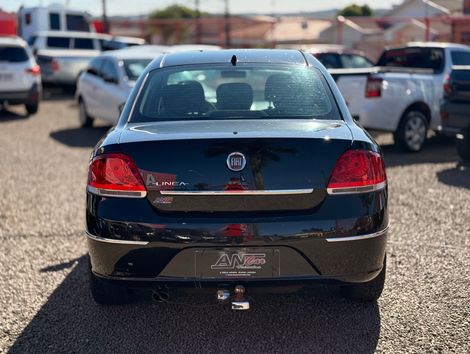 Fiat LINEA ESSENCE Dualogic 1.8 Flex 16V 4p