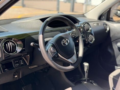 Toyota ETIOS XS 1.5 Flex 16V 5p Aut.
