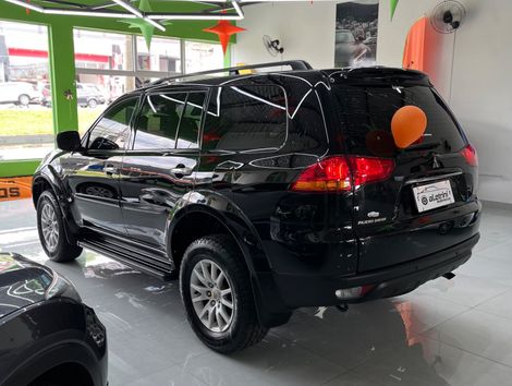 Mitsubishi Pajero DAKAR 3.2 4x4 T.I. Dies. 5p Aut.