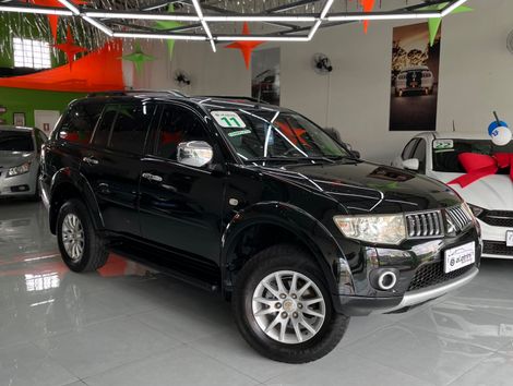 Mitsubishi Pajero DAKAR 3.2 4x4 T.I. Dies. 5p Aut.