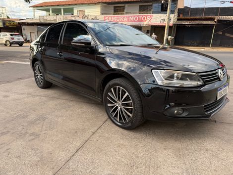 VolksWagen JETTA Highline 2.0 TSI 16V 4p Tiptronic