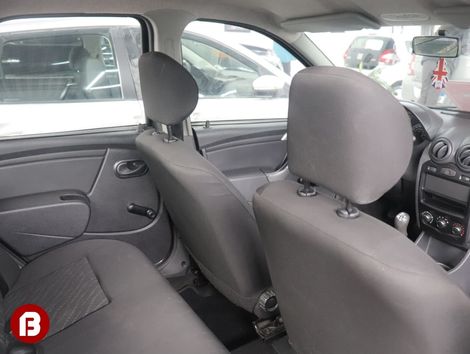 Renault LOGAN Authentique Hi-Flex 1.0 16V 4p