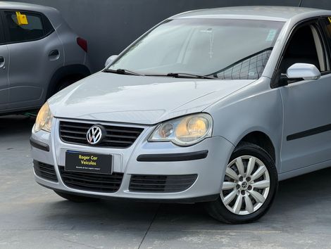VolksWagen Polo Sedan 1.6 Mi Total Flex 8V 4p