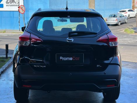 Nissan KICKS SL 1.6 16V FlexStar 5p Aut.