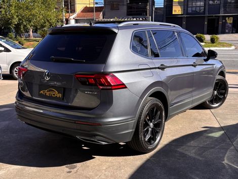 VolksWagen TIGUAN Allspac Comf 250 TSI 1.4 Flex