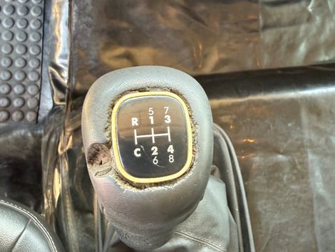 VOLKSWAGEN 24-280 E Constel. 6x2 2p (diesel)(E5)