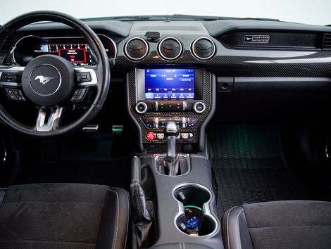 Ford Mustang Black Shadow 5.0 V8