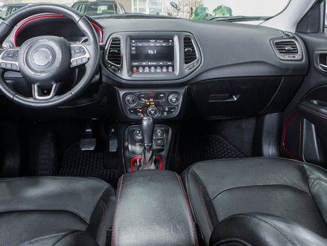 Jeep COMPASS TRAILHAWK 2.0 4x4 Dies. 16V Aut.