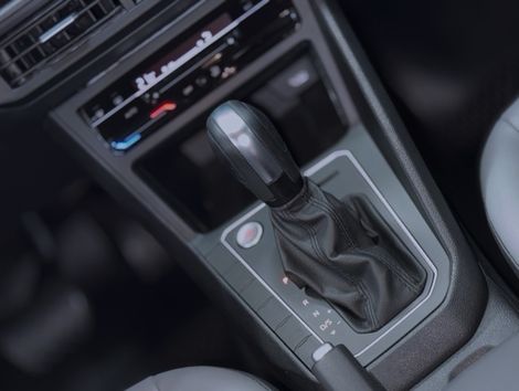 VolksWagen Nivus Highline 1.0 200 TSI Flex Aut.