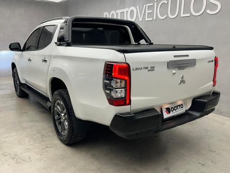 Mitsubishi L200 Triton Sport HPE-S 2.4 CD Dies. Aut