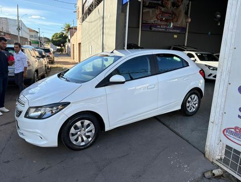 Chevrolet ONIX HATCH Joy 1.0 8V Flex 5p Mec.
