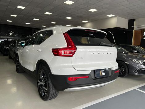 Volvo XC 40 T-5 INSCRIPTION 1.5 FWD (Híbrido)