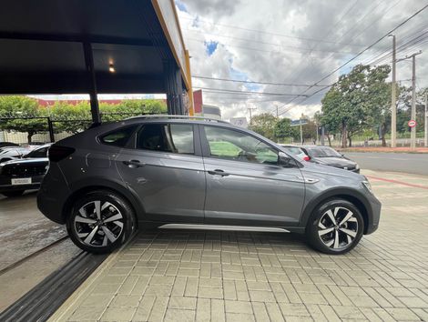 VolksWagen Nivus Highline 1.0 200 TSI Flex Aut.