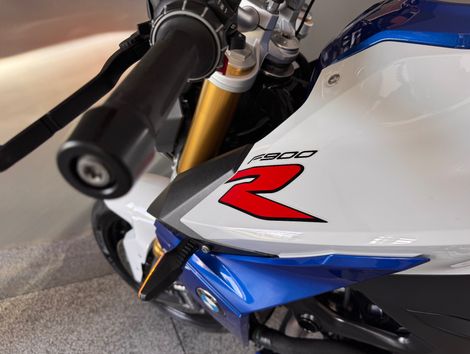 BMW F 900 R Sport Plus