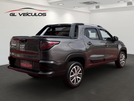 Fiat Strada Volcano 1.3 Flex 8V CD