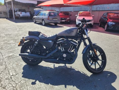 Harley XL 883N IRON