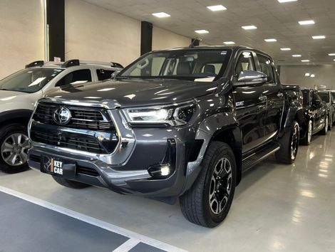 Toyota Hilux CD SRX Plus 4x4 2.8 TDI Die. Aut.