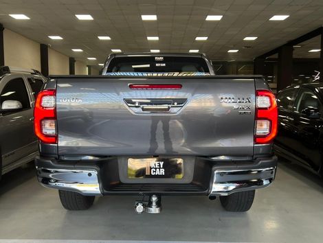 Toyota Hilux CD SRX Plus 4x4 2.8 TDI Die. Aut.