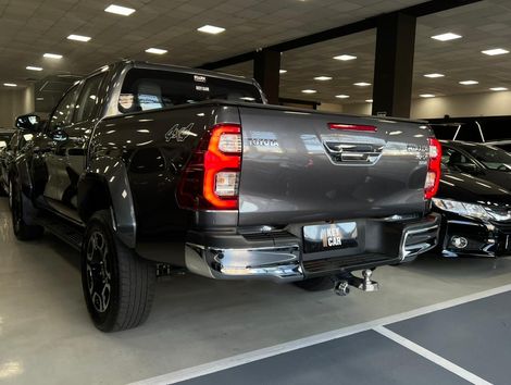 Toyota Hilux CD SRX Plus 4x4 2.8 TDI Die. Aut.