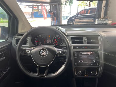 VolksWagen Fox Comfortline 1.6 Flex 8V 5p