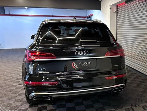 Audi Q5 S-Line 2.0 TFSI Quattro S-tronic