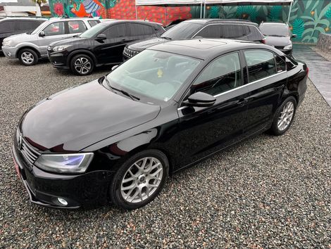 VolksWagen JETTA Highline 2.0 TSI 16V 4p Tiptronic