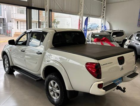 Mitsubishi L200 Triton HLS 2.4 Flex 16V CD Mec.