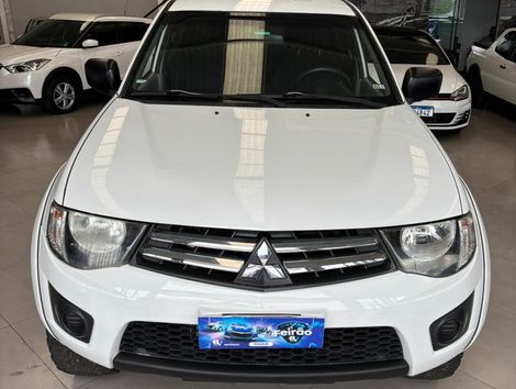 Mitsubishi L200 Triton HLS 2.4 Flex 16V CD Mec.