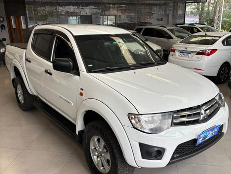 Mitsubishi L200 Triton HLS 2.4 Flex 16V CD Mec.
