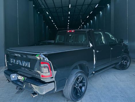 RAM CLASSIC LARAMIE NIGHT ED. 5.7 4X4 Aut.
