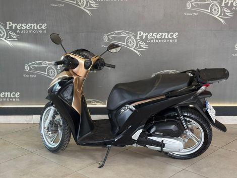 HONDA SH 150i/DLX