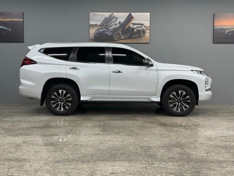 Mitsubishi Pajero Sport HPE 2.4 4x4 Diesel Aut.