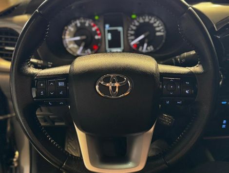 Toyota Hilux CD SRX 4x4 2.8 TDI 16V Diesel Aut.