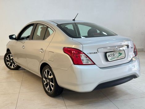 Nissan VERSA UNIQUE 1.6 16V Flex 4p Mec.