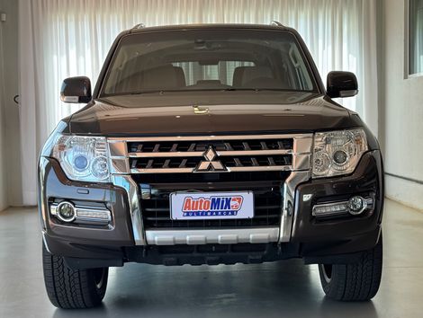 Mitsubishi Pajero HPE Full 3.2 4x4 T.I.Dies. 5p Aut